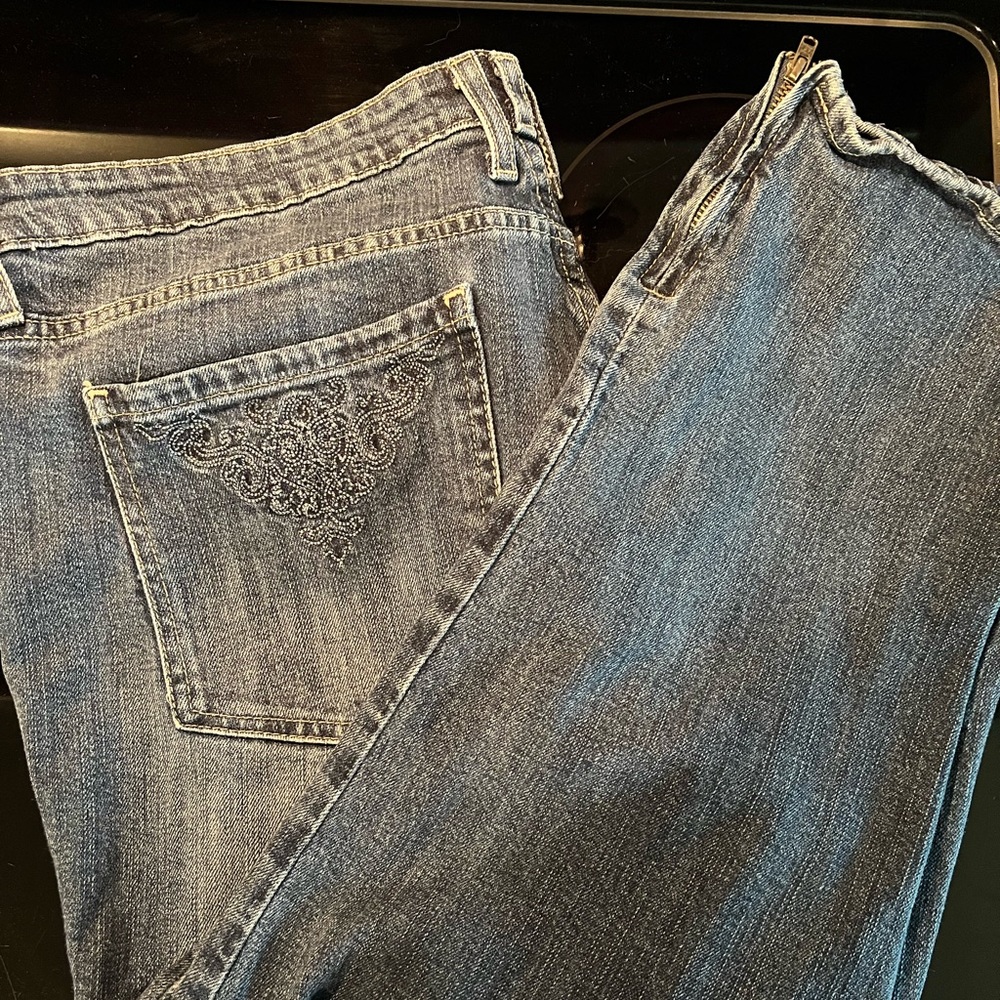Capri Jeans